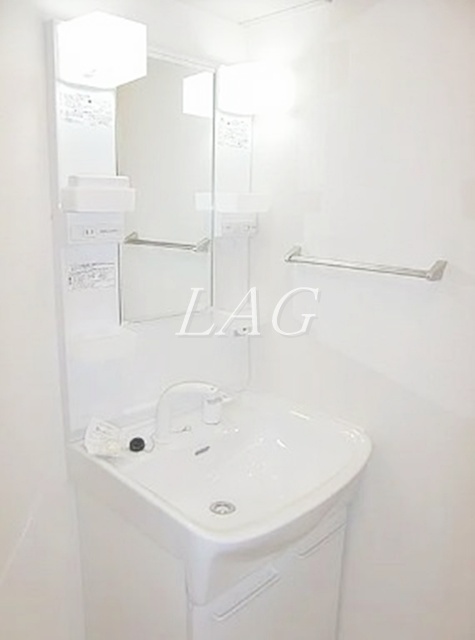 洗面設備　洗面台です。