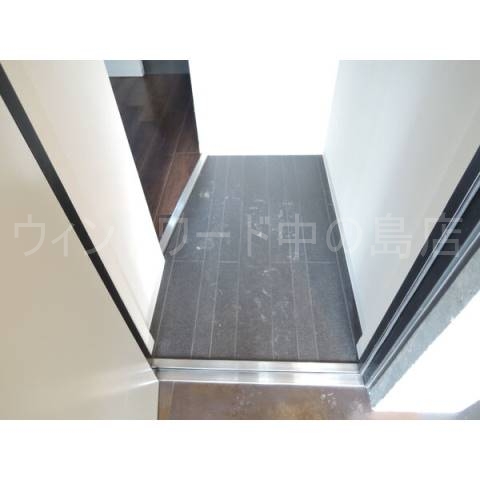 玄関　詳細は、ウィンドワード中の島店までご相談下さい。