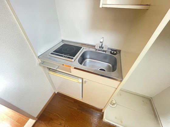 キッチン　※別部屋の写真です