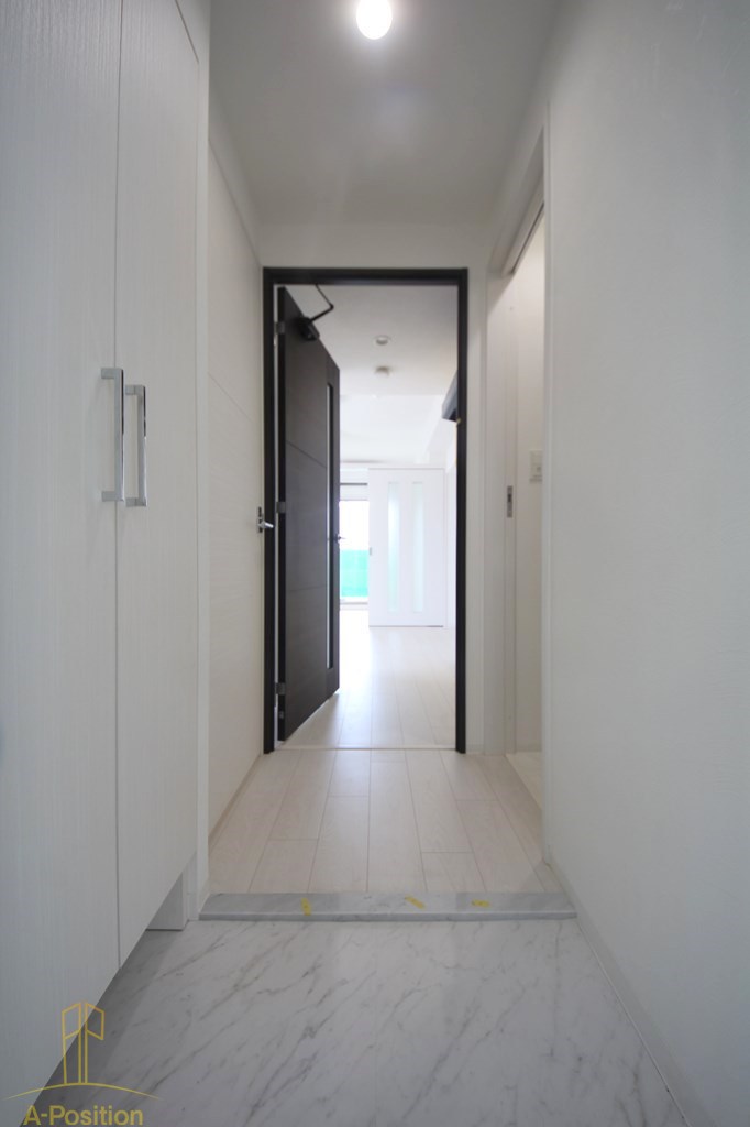 玄関　プライマル南森町