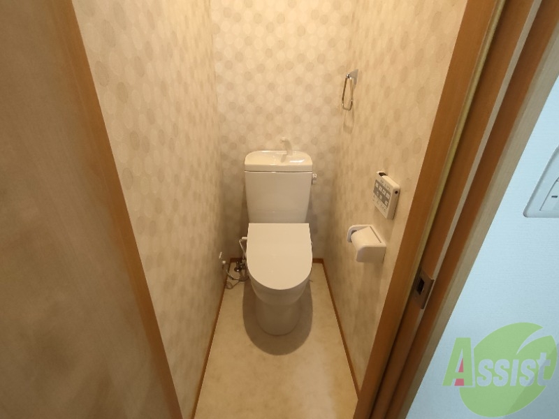 トイレ　ウォシュレットタイプのトイレはあるとかなり嬉しいです。