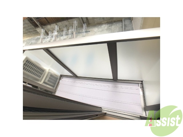 バルコニー　バルコニーがあるので、天気のいい日は外で洗濯物が干せます。