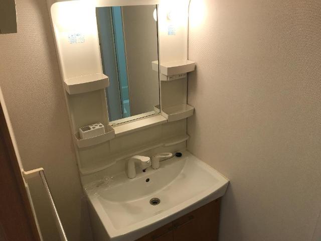 洗面設備　洗髪洗面化粧台