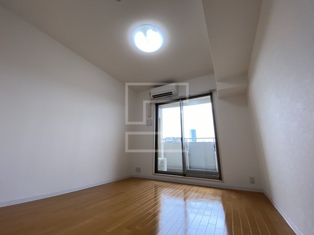 居室・リビング　ルクレ阿波座レジデンス　洋室