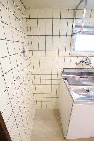 その他　安藤ビル　602　豊島区駒込1