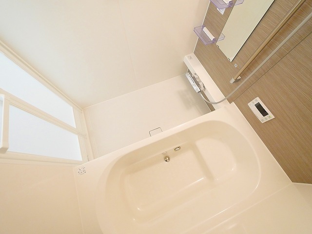 バス・シャワールーム　ゆったり過ごせるお風呂です