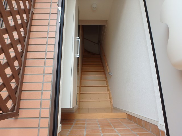 玄関　別部屋参考写真