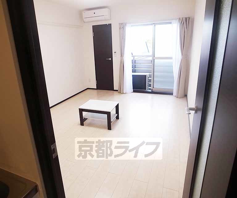 居室・リビング　明るいですね！