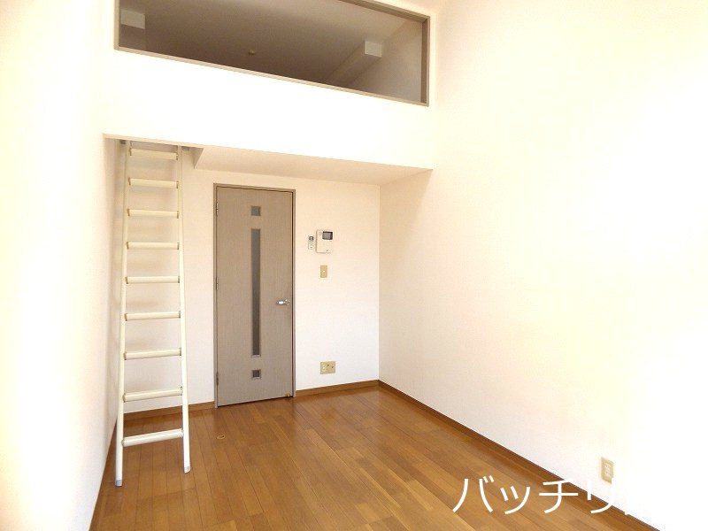 居室・リビング　画像は別号室タイプの為、現状を優先致します。