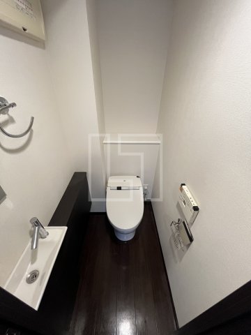 トイレ　アステリオ北堀江 ザ・メトロタワー　温水洗浄便座