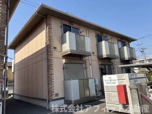 建物外観　ドゥ・セナクール・軽量鉄骨造