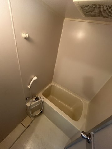 バス・シャワールーム　別部屋参考写真