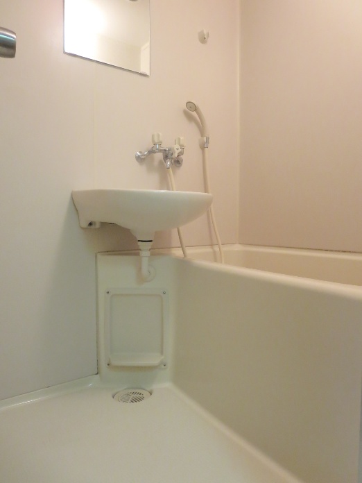 バス・シャワールーム　バストイレ別タイプ♪