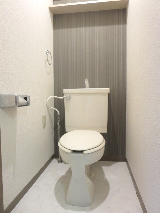 トイレ　バストイレ別タイプ