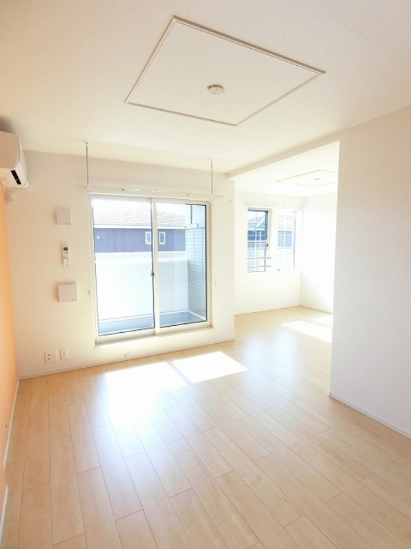 居室・リビング　図面と現状に相違がある場合には現状を優先