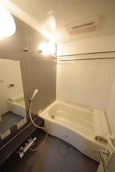 バス・シャワールーム　★内見予約はタウンハウジングまで★