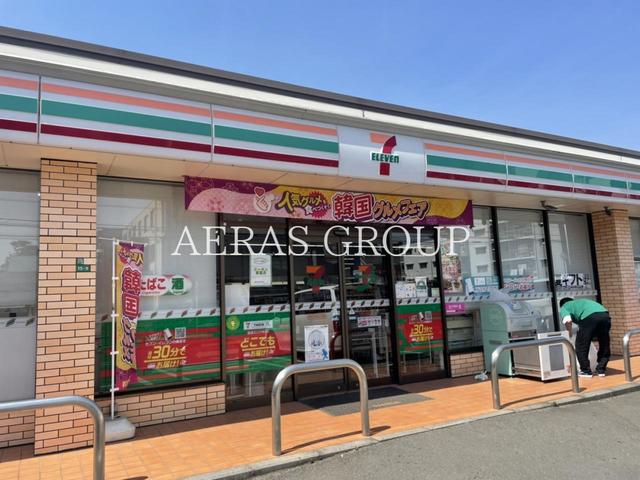 コンビニ　セブン-イレブン 練馬大泉学園町７丁目店（コンビニ）まで619m