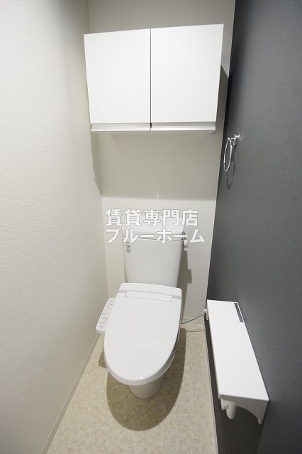トイレ　温水洗浄便座付きのトイレです！