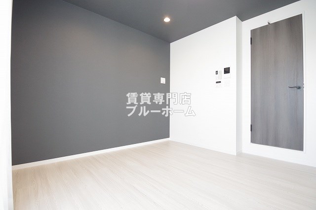 その他　別角度の洋室です！