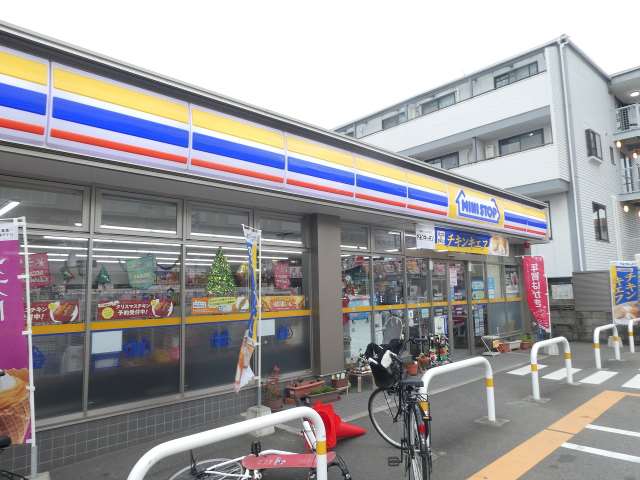 コンビニ　ミニストップ（コンビニ）まで295m