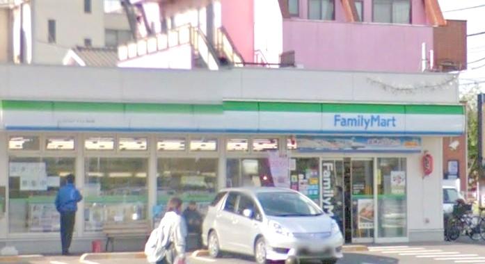 コンビニ　ファミリーマート新松戸六丁目店（コンビニ）まで325m