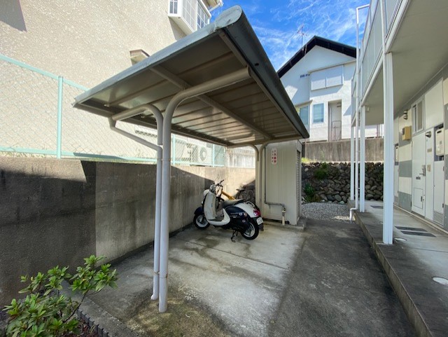 その他　駐輪場です。