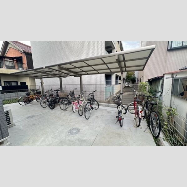 玄関　シューズクローク