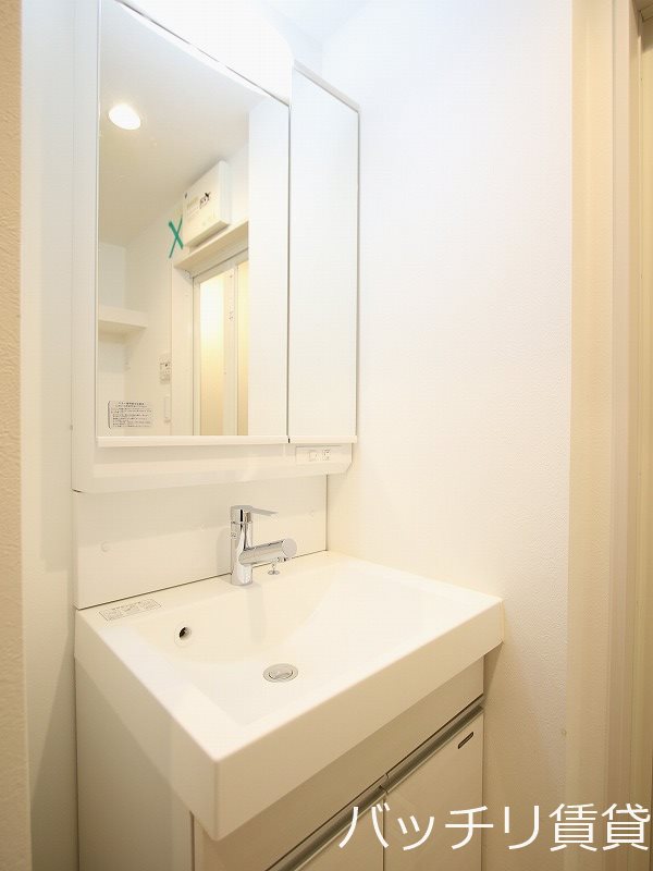 洗面設備　画像は同シリーズ参考画像の為、現況を優先いたします。