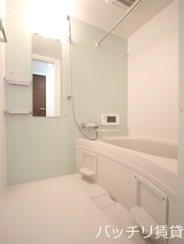 バス・シャワールーム　画像は同シリーズ参考画像の為、現況を優先いたします。