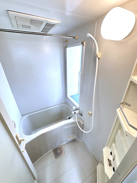 バス・シャワールーム　※参考写真※清潔感のある浴室です♪ゆったりお風呂に浸かって一