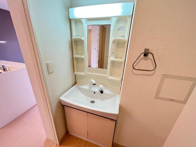 洗面設備　洗髪洗面化粧台