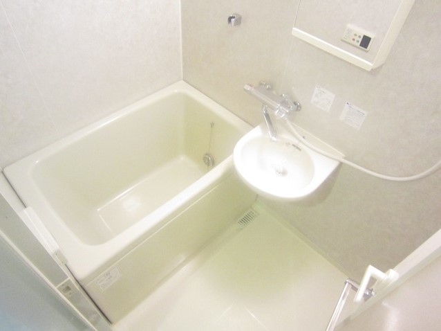 バス・シャワールーム　バス※別部屋参考画像