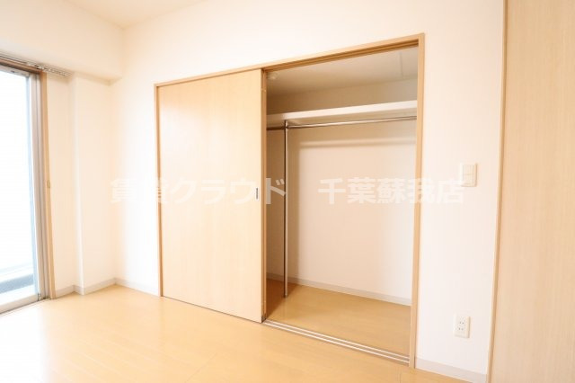 収納　洋服はもちろん、その他の荷物も収納可能♪