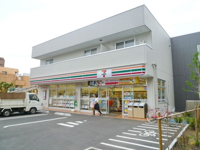 コンビニ　セブンイレブン（コンビニ）まで350m