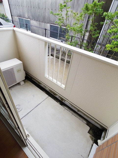 バルコニー　バルコニー