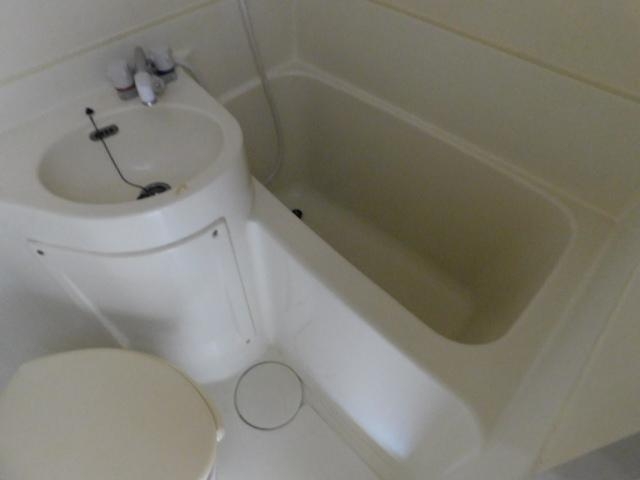 バス・シャワールーム　キレイなユニットタイプです。