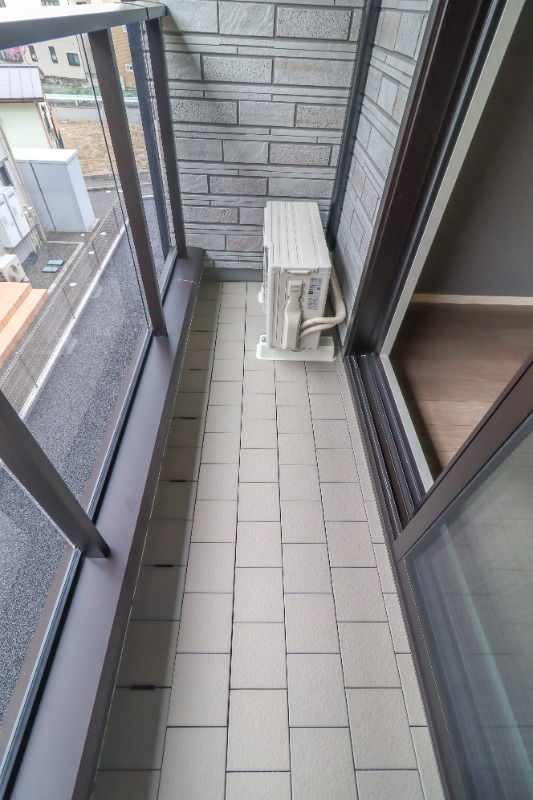 バルコニー　図面と現状に相違がある場合には現状を優先