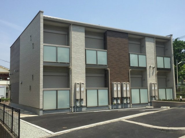 建物外観　落ち着いた雰囲気の外観です