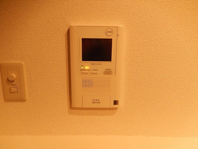 セキュリティ　モニター付インターホン