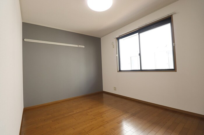 居室・リビング　スタンダードな洋室です