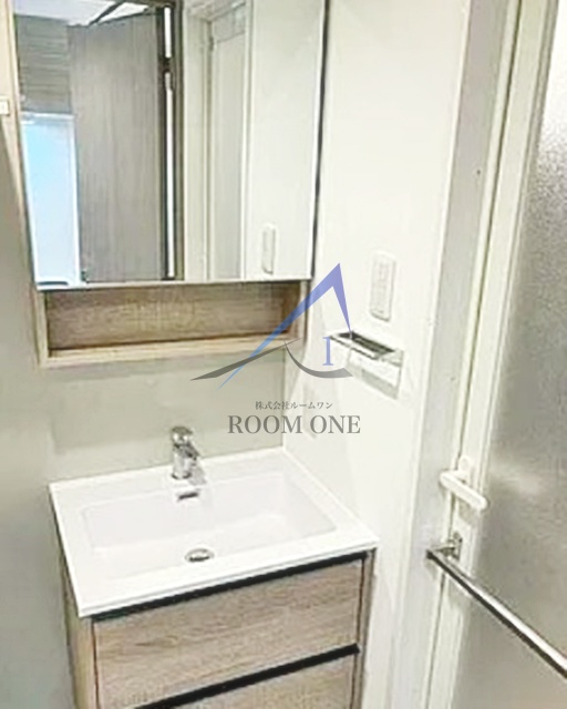 洗面設備　洗面台です。