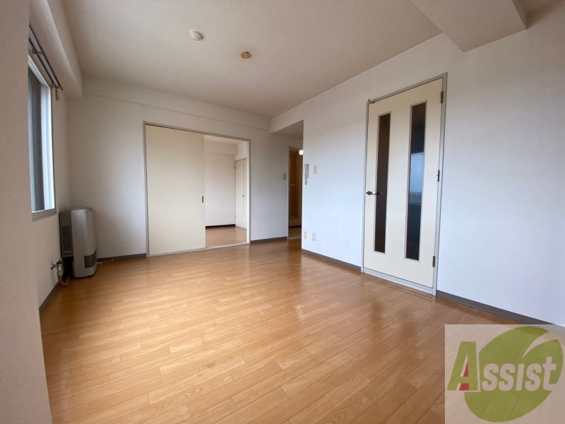 居室・リビング　広くてキレイなＬＤＫが広がっていて、充実した生活が送れそう。