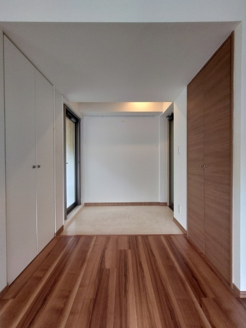 玄関　玄関収納充実！