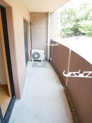 バルコニー　お洗濯物はこちらでどうぞ