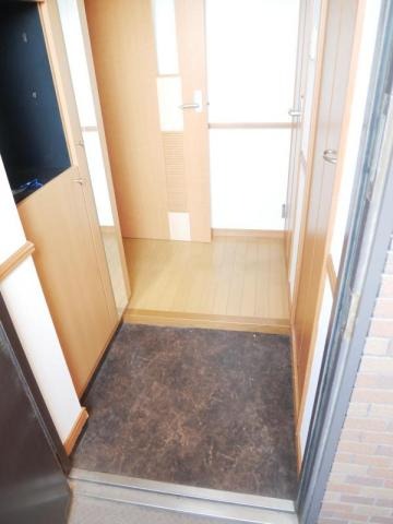 玄関　玄関はこんな感じです