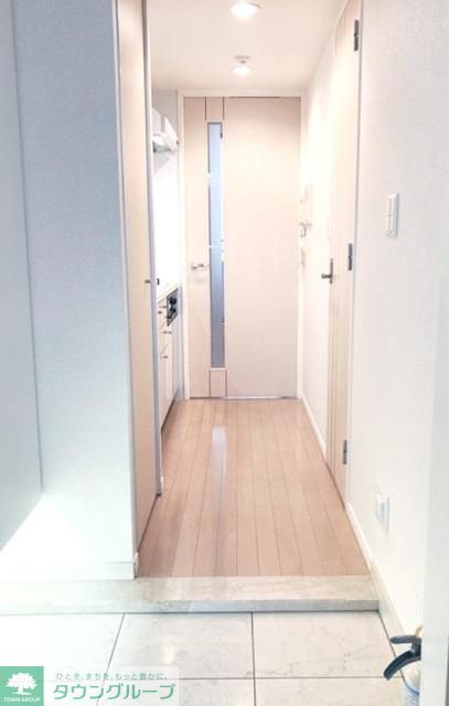 玄関　※写真は同タイプ住戸です。