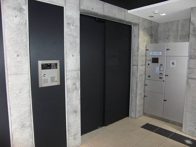 エントランス　エントランス