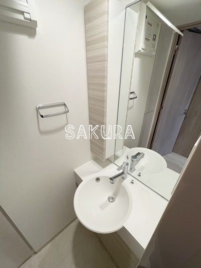 洗面設備　身支度に欠かせない独立洗面台♪