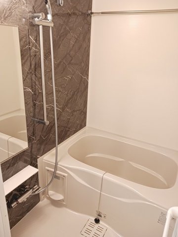 バス・シャワールーム　お風呂で日々の疲れを落としましょう