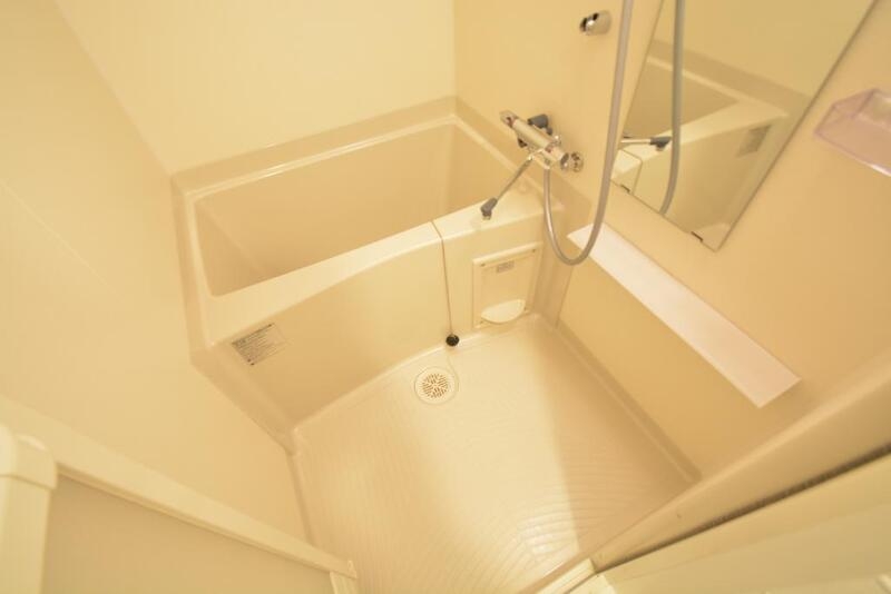 バス・シャワールーム　このお風呂なら１日の疲れも取れますね。